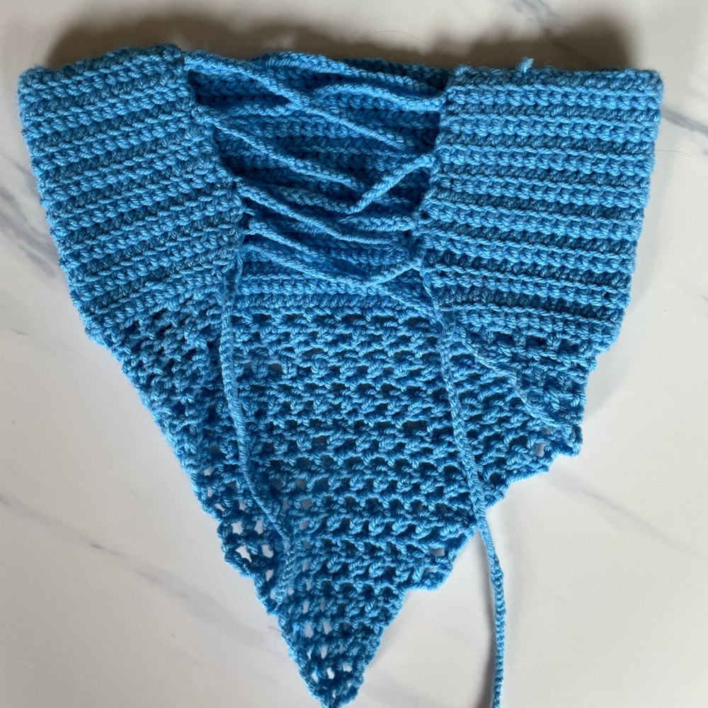 Blue crochet bandana top strapless